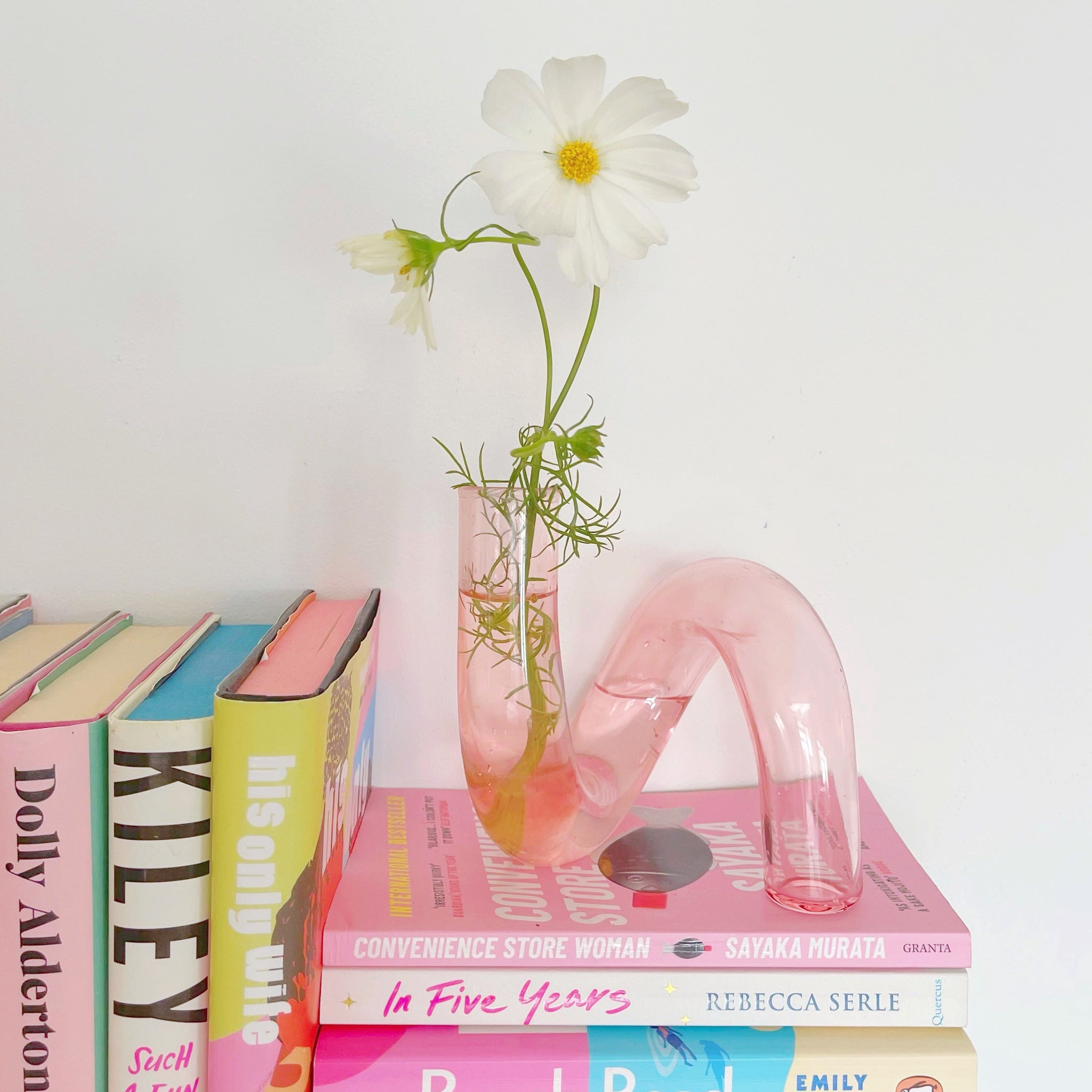 pink wiggle glass vase